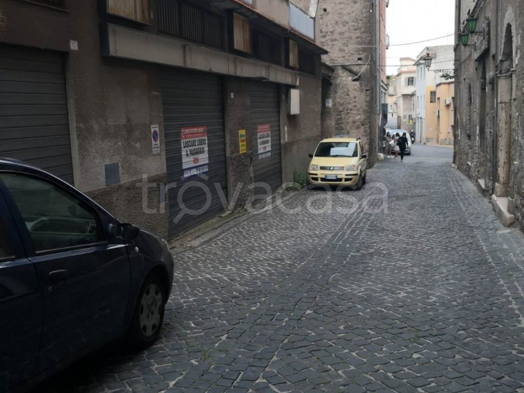 ufficio in affitto ad Anagni