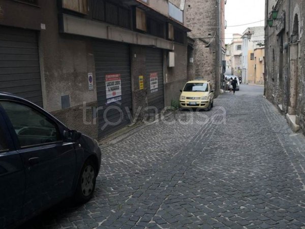 locale commerciale in affitto ad Anagni