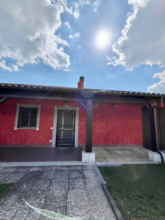 casa indipendente in affitto ad Anagni in zona Osteria della Fontana