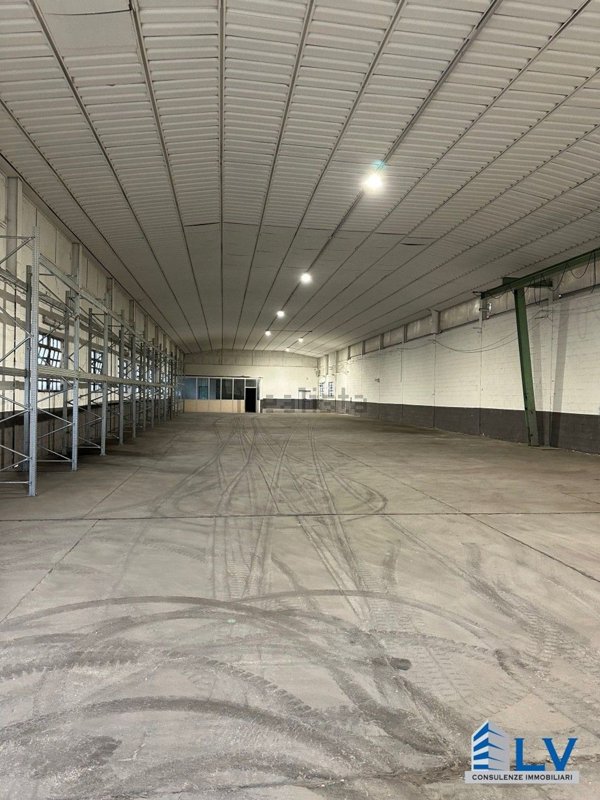capannone in affitto ad Anagni
