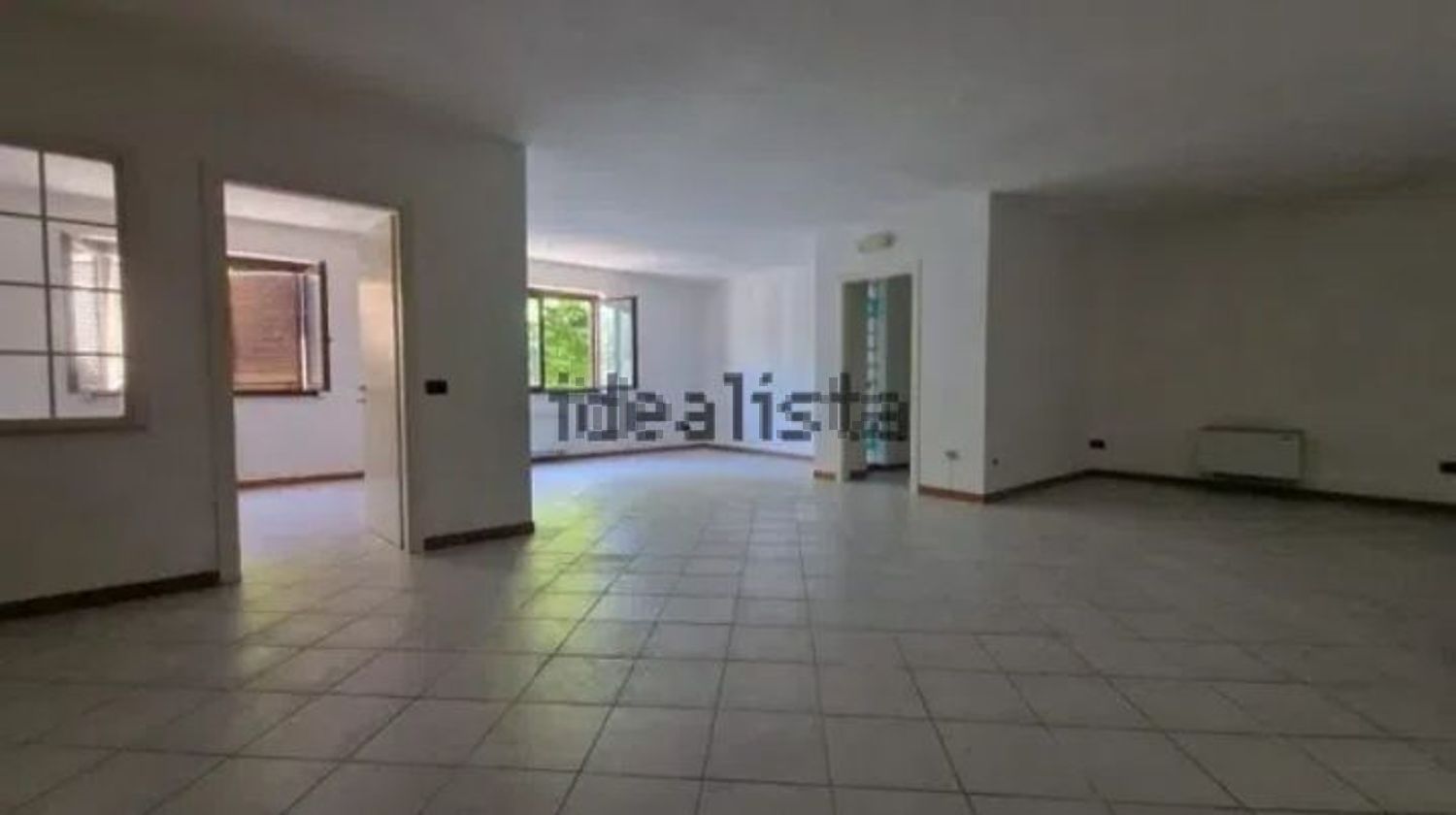 ufficio in affitto ad Anagni