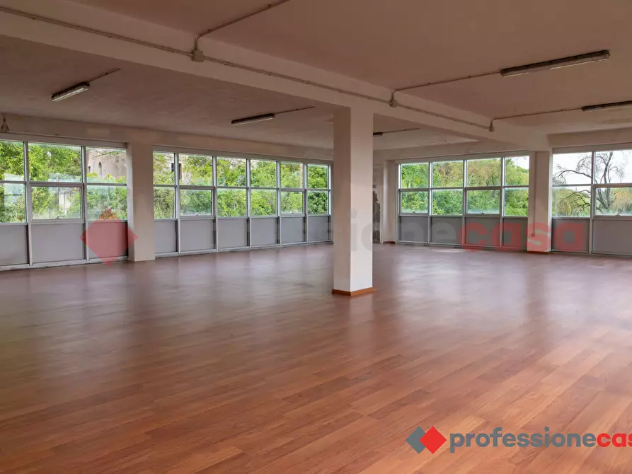 negozio in affitto ad Anagni