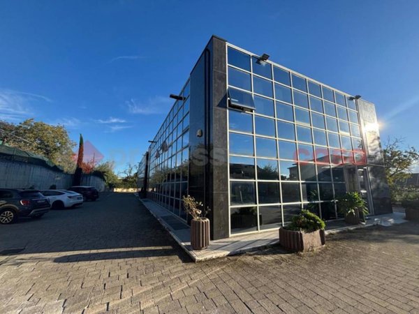 negozio in affitto ad Anagni in zona Osteria della Fontana