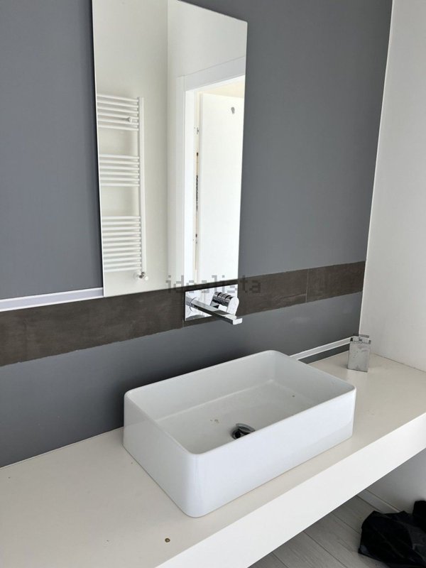 ufficio in affitto ad Anagni