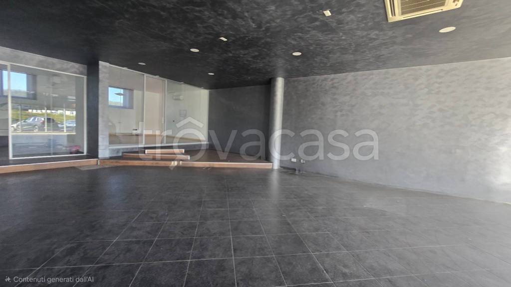 negozio in affitto ad Anagni