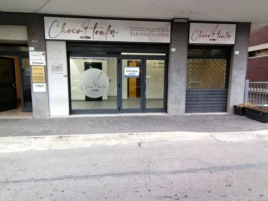 negozio in affitto ad Anagni