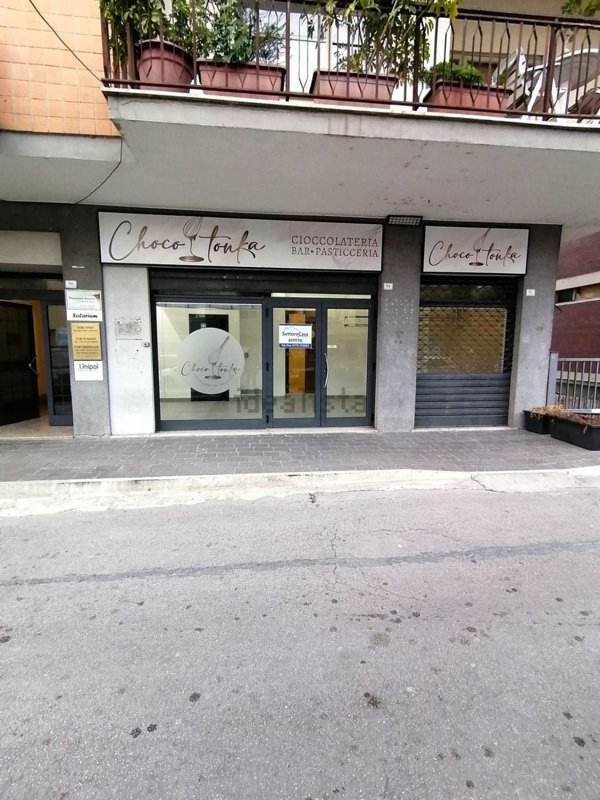 locale commerciale in affitto ad Anagni