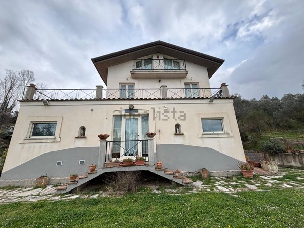 casa indipendente in affitto ad Anagni