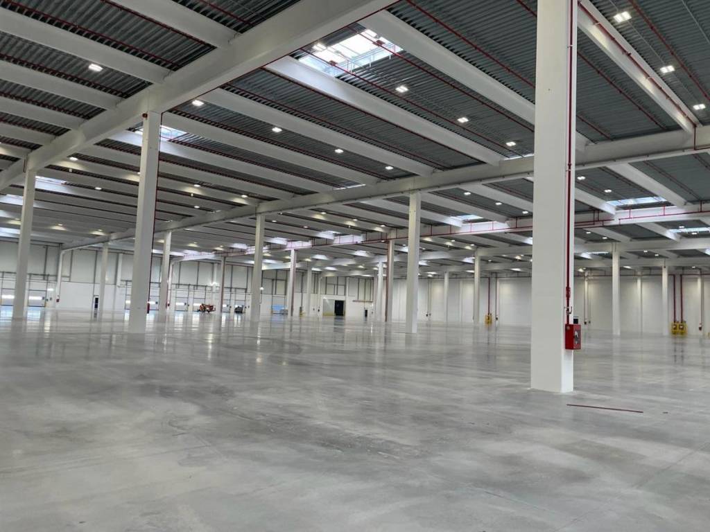 capannone in affitto ad Anagni