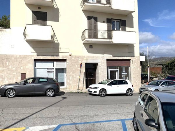 negozio in affitto ad Anagni
