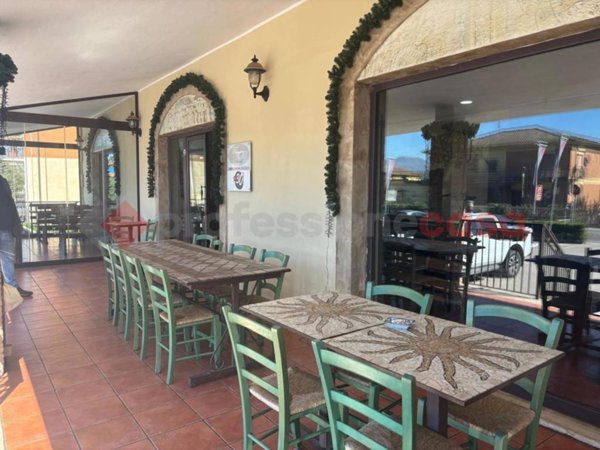 negozio in affitto ad Anagni in zona Osteria della Fontana