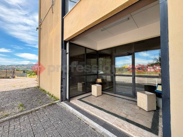 locale commerciale in affitto ad Anagni