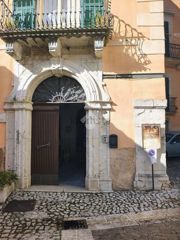 appartamento in affitto ad Atina