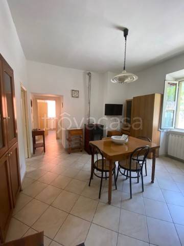 appartamento in affitto a Belmonte Castello