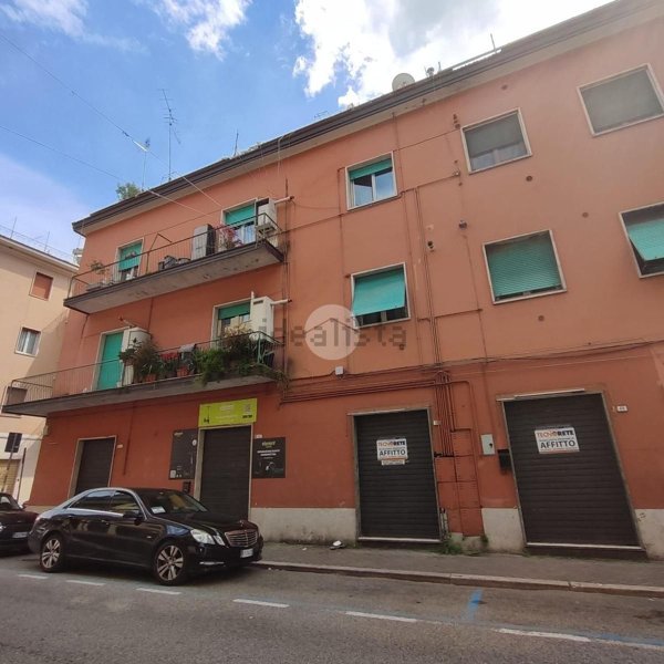 locale commerciale in affitto a Cassino