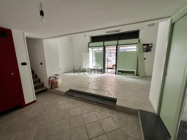 negozio in affitto a Cassino