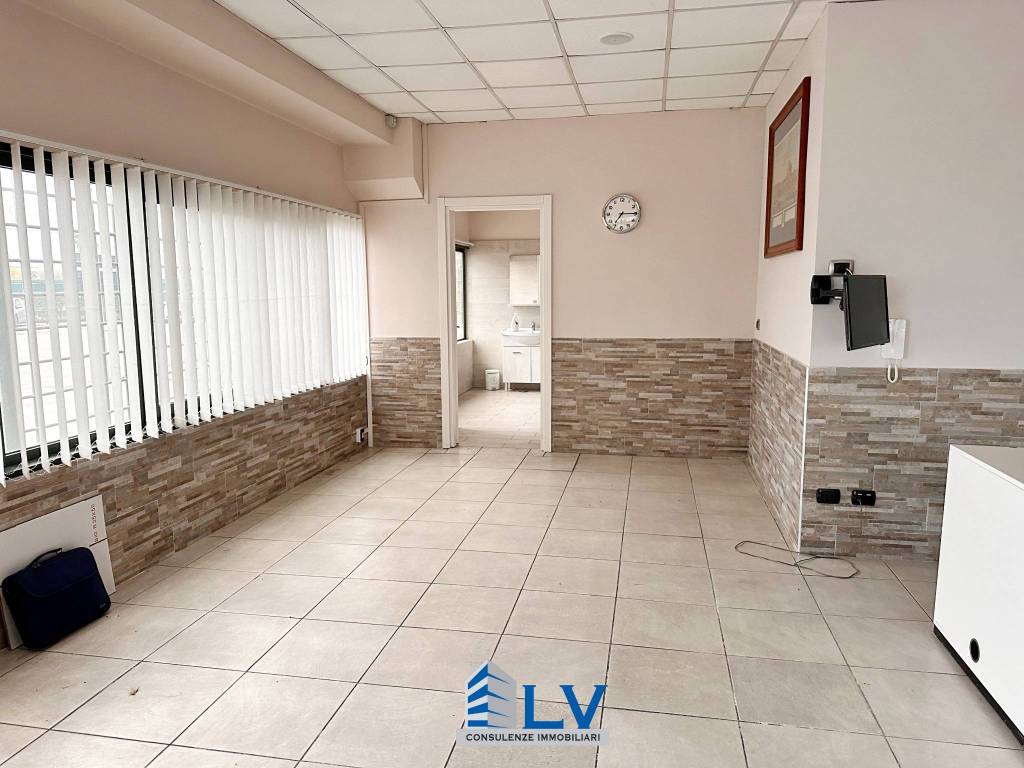 locale commerciale in affitto a Cassino