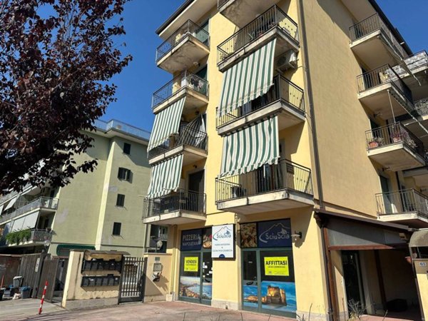 negozio in affitto a Cassino