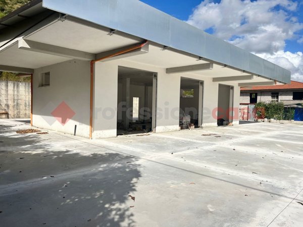 locale commerciale in affitto a Cassino