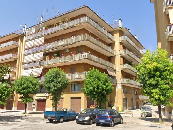 locale commerciale in affitto a Cassino