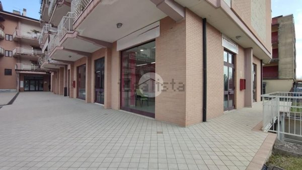 locale commerciale in affitto a Cassino