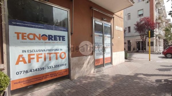 locale commerciale in affitto a Cassino