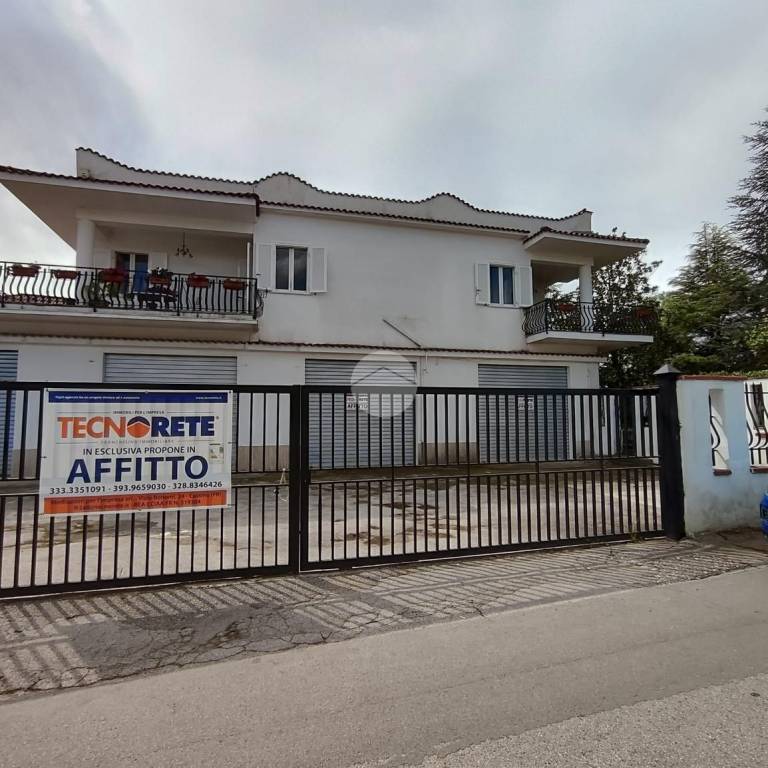 negozio in affitto a Cassino in zona Sant'Angelo in Theodice