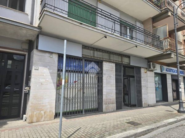 negozio in affitto a Cassino