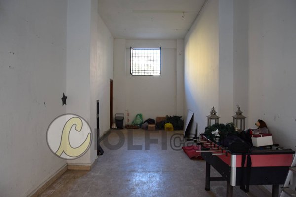 locale commerciale in affitto a Cassino