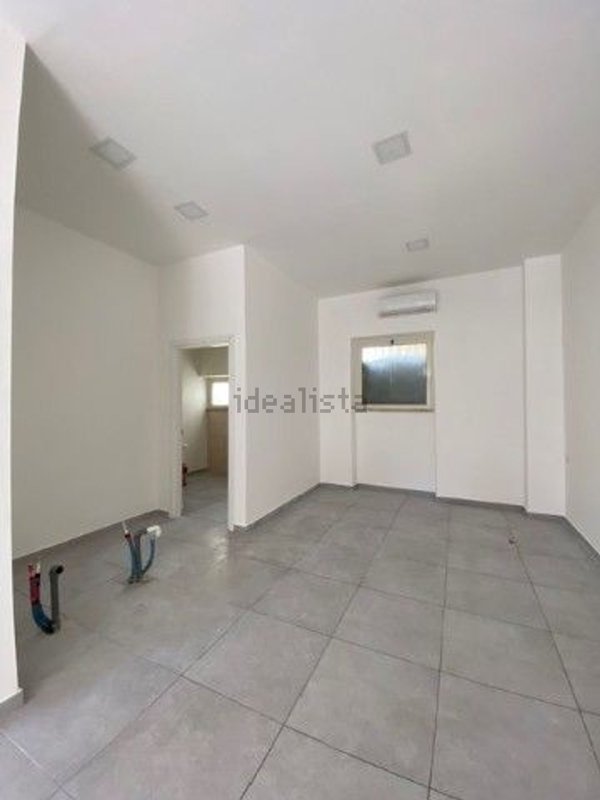 locale commerciale in affitto a Cassino