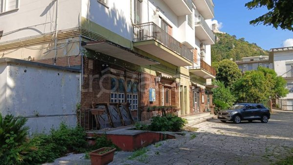 negozio in affitto a Cassino