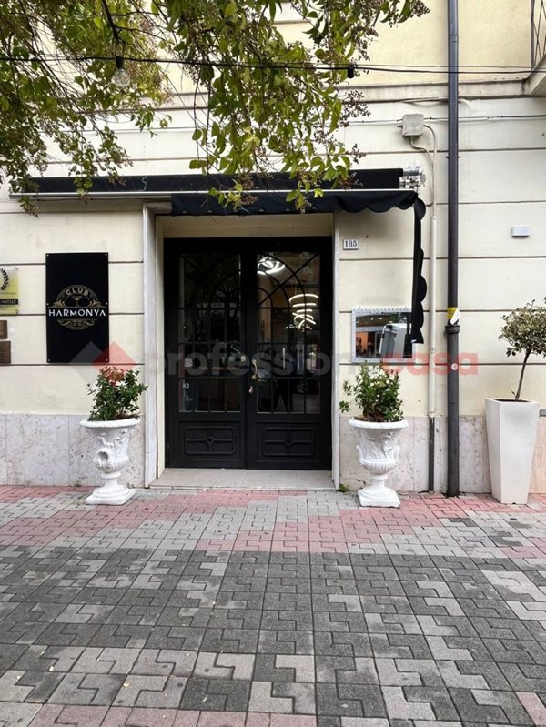 locale commerciale in affitto a Cassino