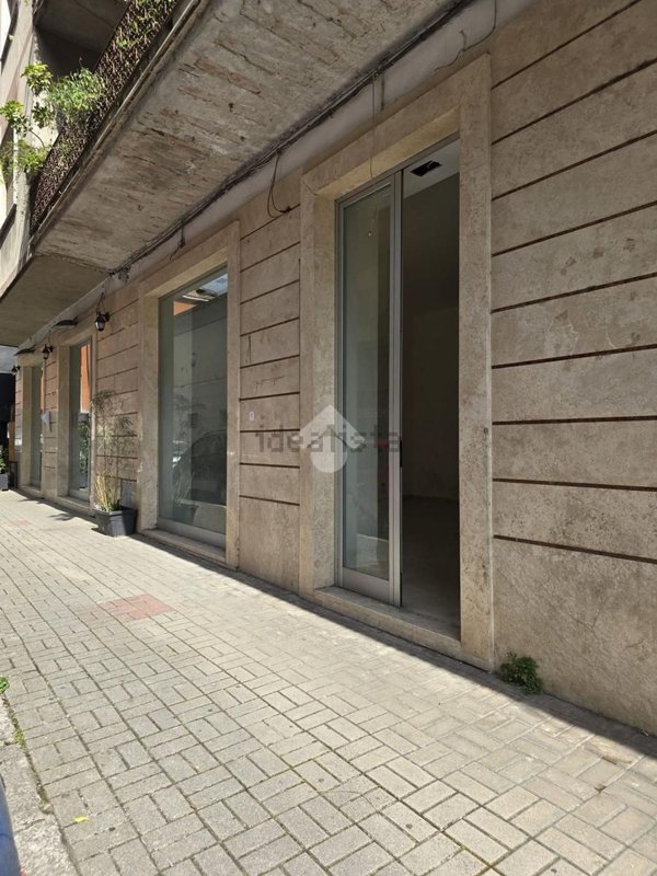 locale commerciale in affitto a Cassino