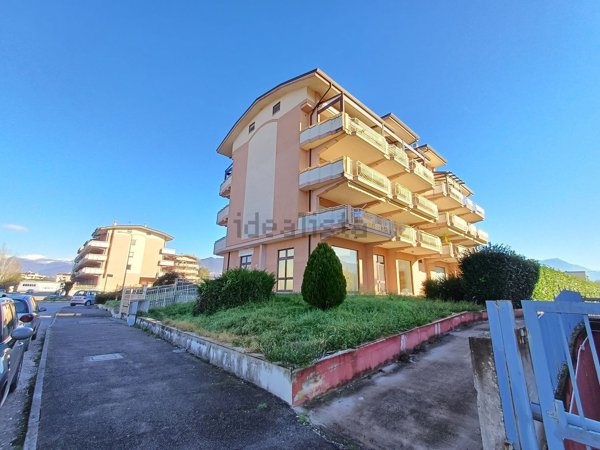 locale commerciale in affitto a Cassino