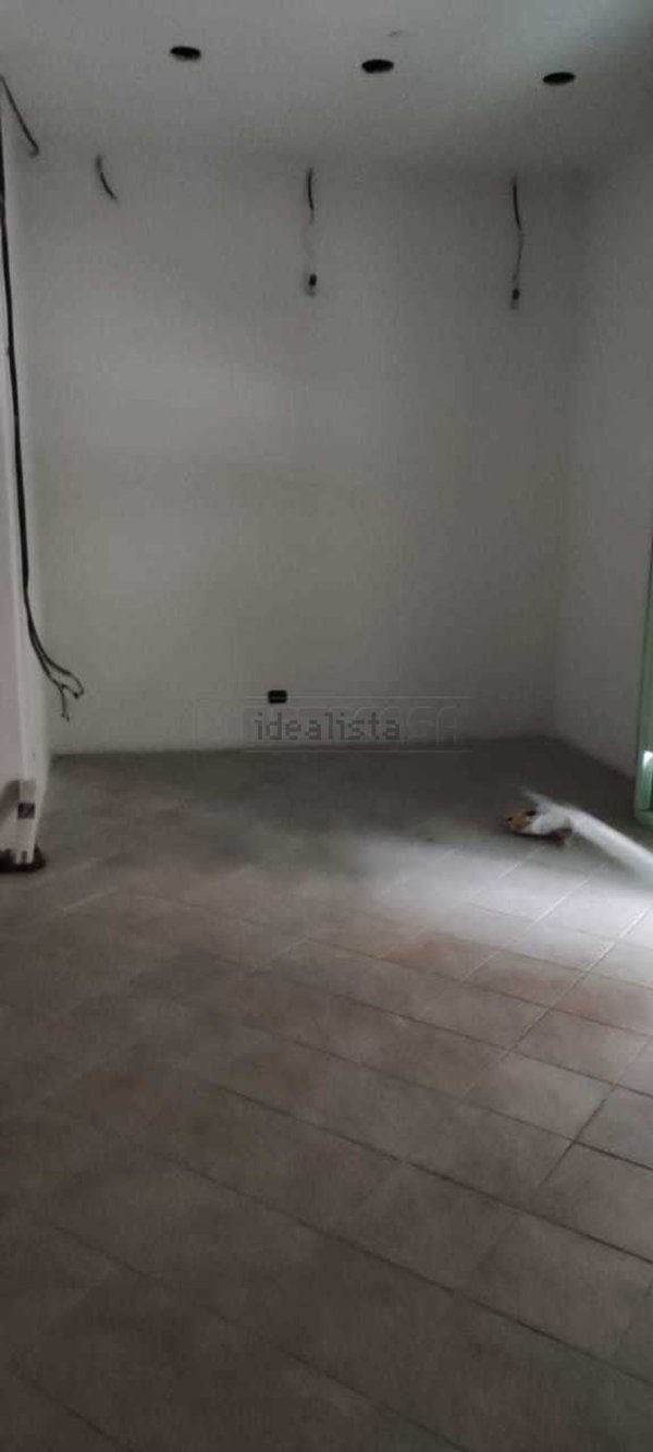 locale commerciale in affitto a Cassino