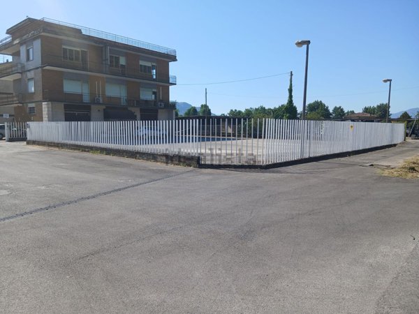 locale commerciale in affitto a Cassino