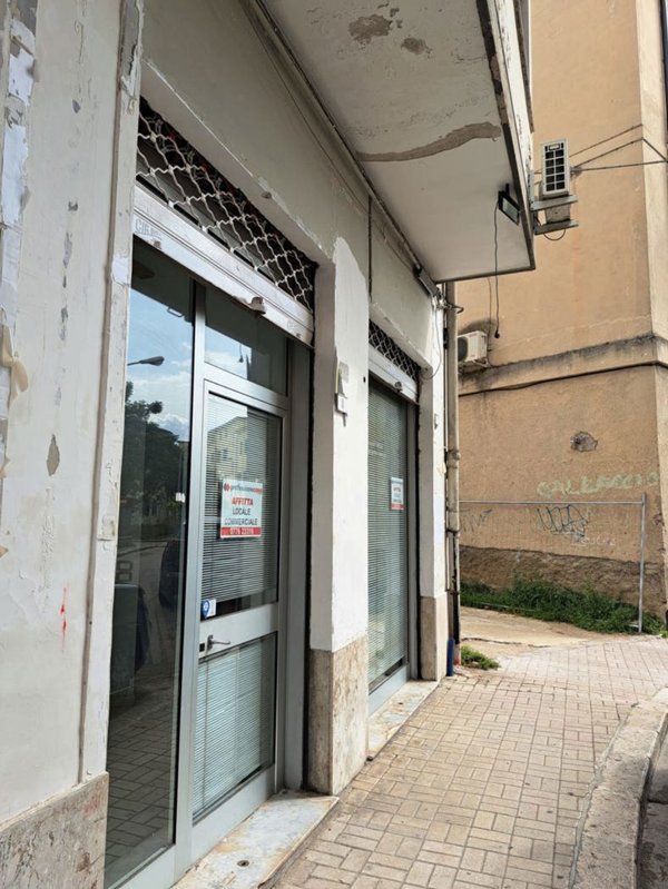 locale commerciale in affitto a Cassino