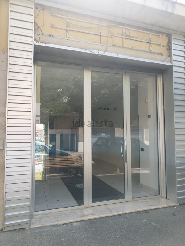 locale commerciale in affitto a Cassino