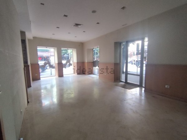 locale commerciale in affitto a Cassino