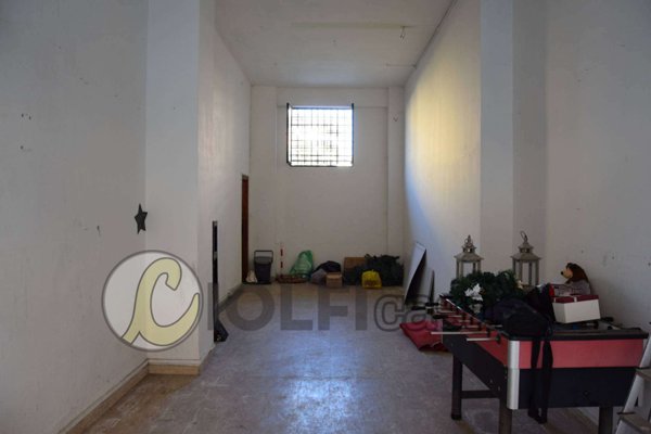 locale commerciale in affitto a Cassino