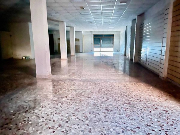 negozio in affitto a Ceccano