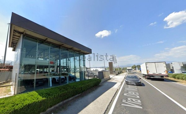 locale commerciale in affitto a Ceccano