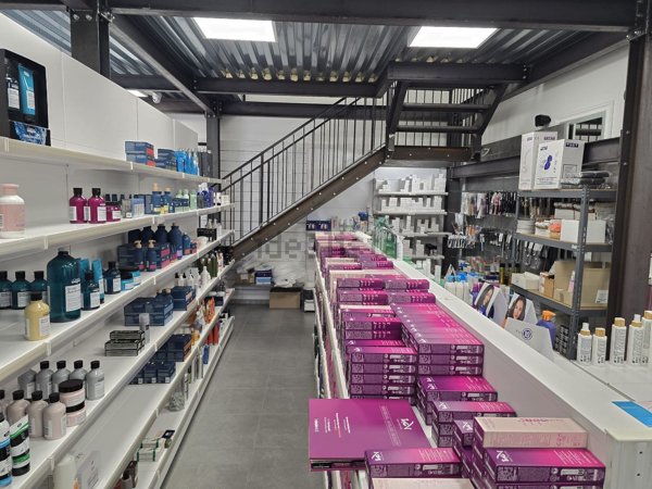 locale commerciale in affitto a Ceccano