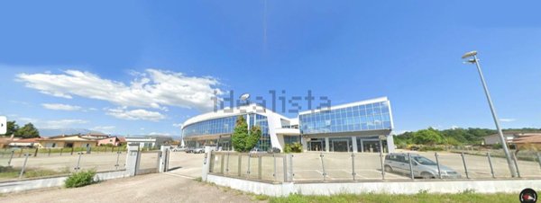 locale commerciale in affitto a Ceccano