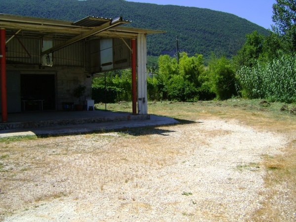 locale commerciale in affitto a Ceccano