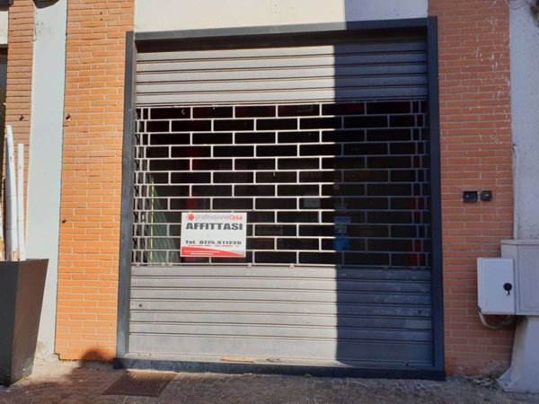 negozio in affitto a Ceprano