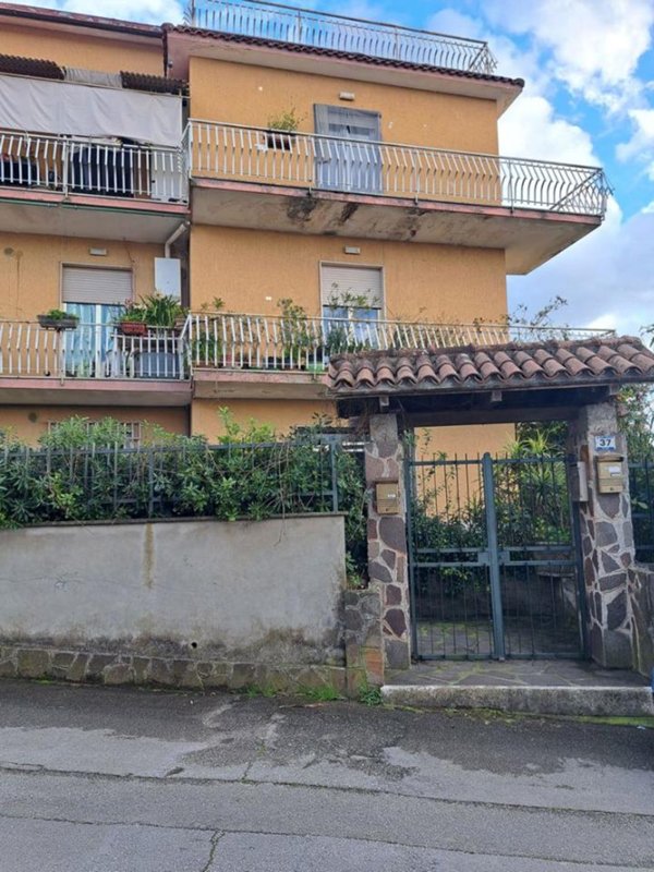 appartamento in affitto a Cervaro