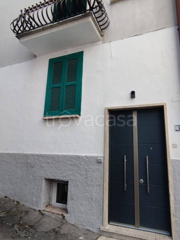 appartamento in affitto a Cervaro