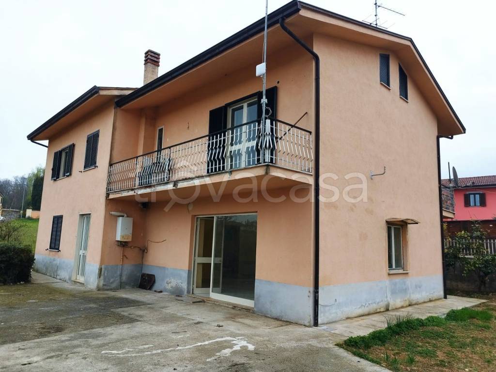 casa indipendente in affitto a Cervaro