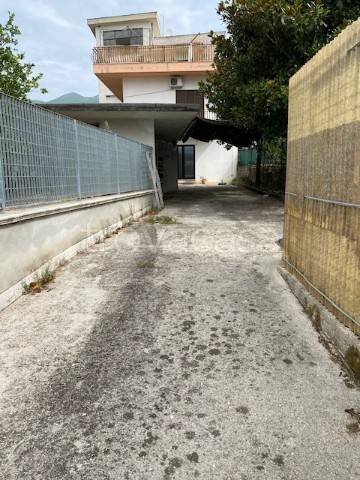 appartamento in affitto a Cervaro